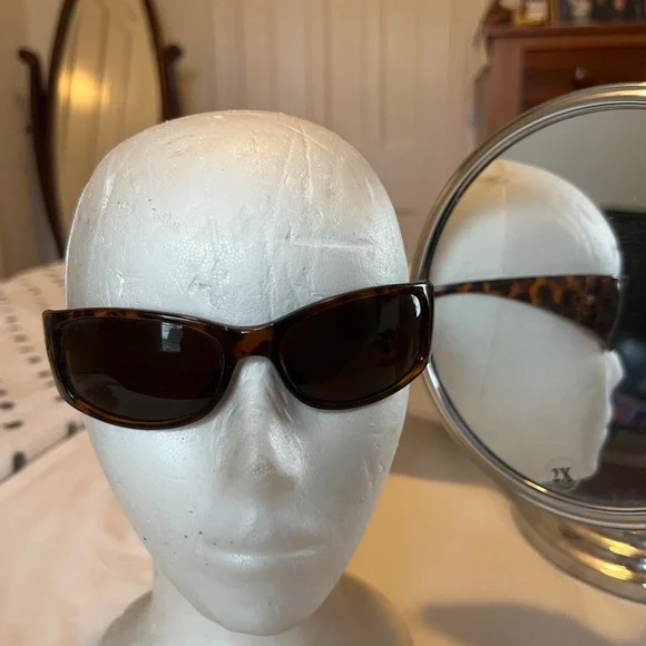 Tortoise Shell Sunglasses - Picture 2 of 4